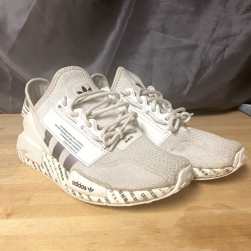 Addidas NMD men size 5.5 ON SALE🔥